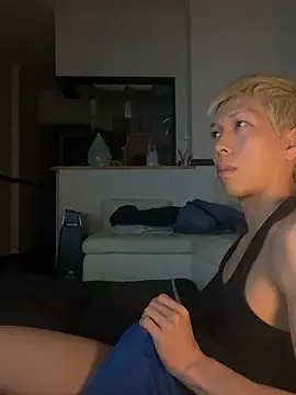 Yumemiru-k online show from May 8, 4:34 pm