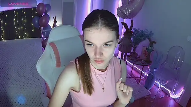 Ann Wood online show from March 24, 6:40 am