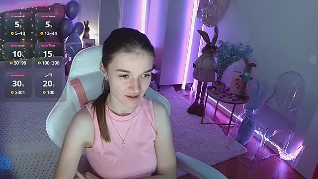 Ann Wood online show from March 24, 6:46 pm