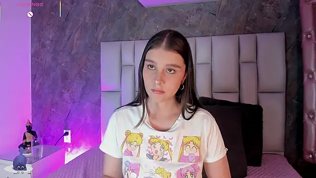 lya gomez online show from March 19, 2:48 am