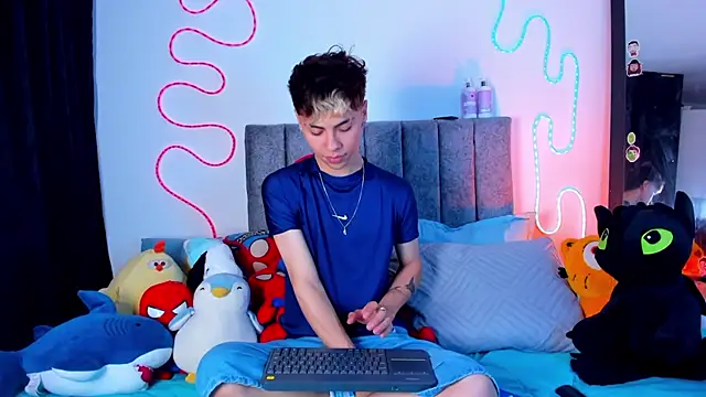 Callum 777 online show from May 12, 4:09 am