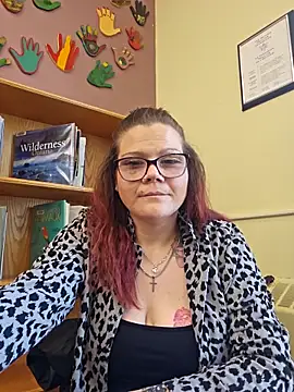 Sexymilf6992 online show from May 16, 6:28 pm