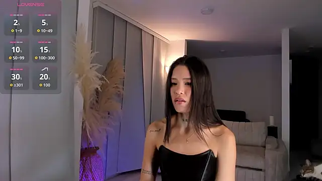 sofiawiliams online show from May 31, 2:31 am