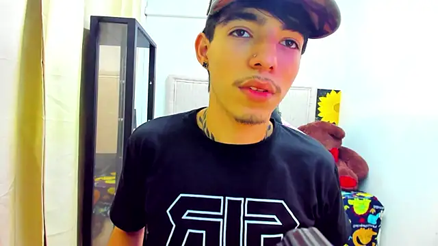 Bad bunnyy  online show from March 22, 5:33 am