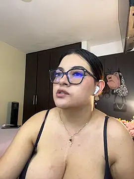 Snapshot of Ivy_honey00 chatting on March 11, 7:09 pm Ivy honey00 online show from March 11, 7:09 pm