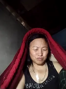 Snapshot of TiffinyDi chatting on February 21, 1:50 am TiffinyDi online show from February 21, 1:50 am