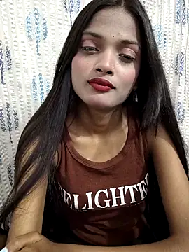 Snapshot of iam-anshika chatting on April 2, 5:16 am iam-anshika online show from April 2, 5:16 am