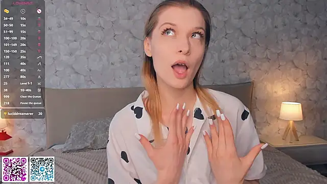 CleopatraHabibi online show from March 28, 7:19 am