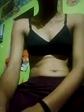 wifedesi7050 online show from May 25, 5:08 pm
