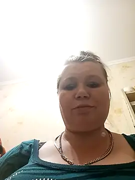 Snapshot of KiraStanton chatting on March 6, 12:51 am KiraStanton online show from March 6, 12:51 am