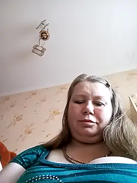 Snapshot of KiraStanton chatting on March 16, 5:13 am KiraStanton online show from March 16, 5:13 am