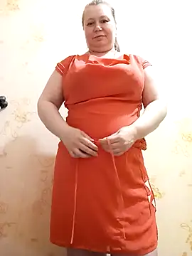 KiraStanton online show from May 13, 1:03 am