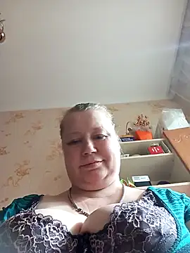KiraStanton online show from May 14, 2:13 pm