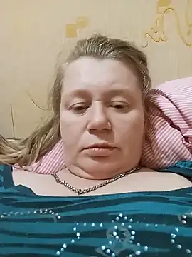 KiraStanton online show from May 17, 12:19 am