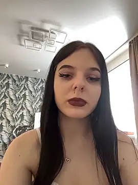 KrisHensley online show from February 21, 6:47 am