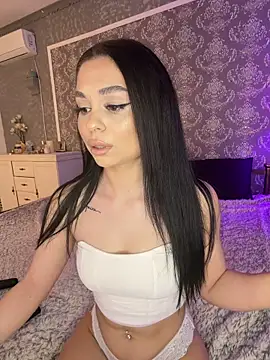 Olivia Noor online show from March 16, 9:41 pm