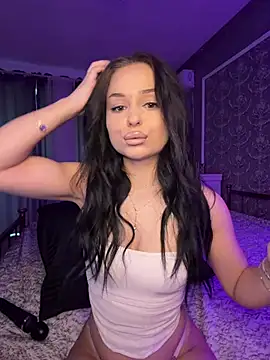 Olivia Noor online show from May 17, 4:58 pm