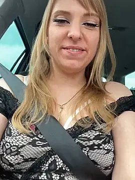 Snapshot of TiffyRose chatting on March 15, 10:21 am TiffyRose online show from March 15, 10:21 am