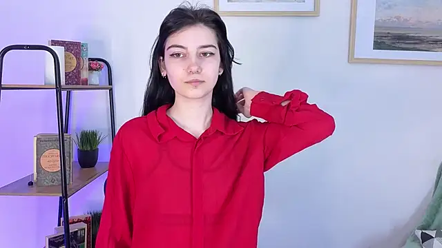 Lilian Merf online show from March 31, 8:26 am