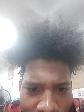 Snapshot of mandamas01 chatting on February 20, 12:38 pm mandamas01 online show from February 20, 12:38 pm