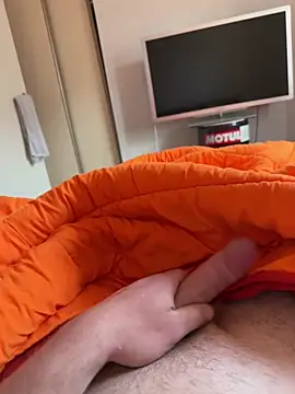 Snapshot of foudesexe23 chatting on March 23, 7:23 am foudesexe23 online show from March 23, 7:23 am