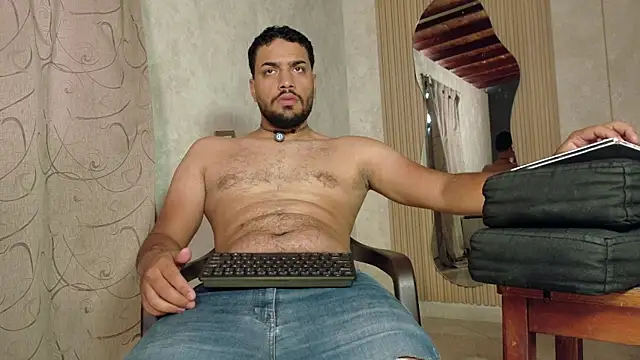 Raymond Smith  online show from February 20, 1:22 pm