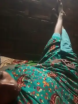 Snapshot of Ankit_couple2525 chatting on April 6, 12:30 am Ankit couple2525 online show from April 6, 12:30 am