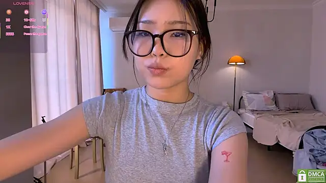 Snapshot of HiasiangirLaww chatting on March 22, 4:05 am HiasiangirLaww online show from March 22, 4:05 am