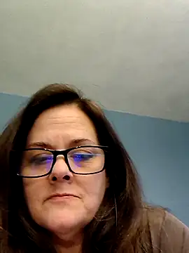 Snapshot of sexyhotcheryl chatting on April 24, 9:28 pm sexyhotcheryl online show from April 24, 9:28 pm