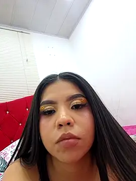 Snapshot of Ambarina_ chatting on May 14, 3:24 am Ambarina online show from May 14, 3:24 am