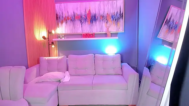 janinne lu online show from March 6, 10:56 am