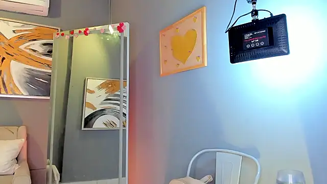 Snapshot of cailing_ chatting on March 5, 10:55 am cailing online show from March 5, 10:55 am