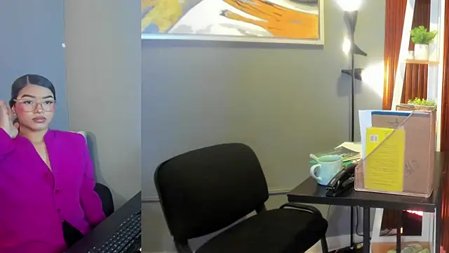 Snapshot of cailing_ chatting on April 1, 11:44 am cailing online show from April 1, 11:44 am