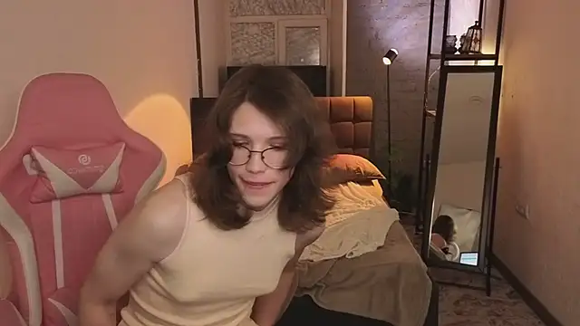 Snapshot of ZoriaLovesLuna chatting on March 7, 10:07 pm ZoriaLovesLuna online show from March 7, 10:07 pm