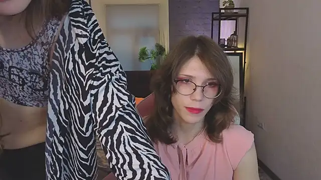 Snapshot of ZoriaLovesLuna chatting on March 26, 7:03 am ZoriaLovesLuna online show from March 26, 7:03 am