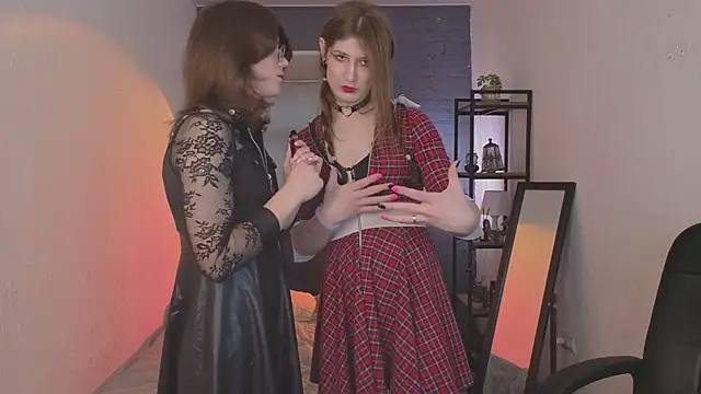 Snapshot of ZoriaLovesLuna chatting on March 29, 2:06 pm ZoriaLovesLuna online show from March 29, 2:06 pm