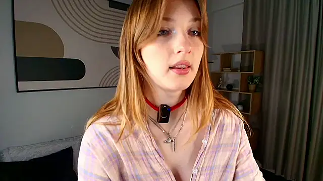 Snapshot of ShantaeClaybourn chatting on April 3, 4:49 pm ShantaeClaybourn online show from April 3, 4:49 pm