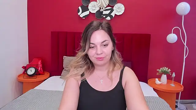 Snapshot of SofiaFabulous chatting on March 17, 1:43 am SofiaFabulous online show from March 17, 1:43 am