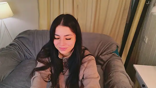 Erika Moan  online show from April 7, 6:03 am