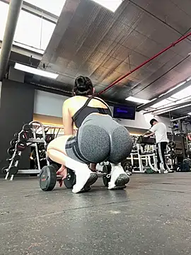 susi chimm online show from March 25, 2:01 pm