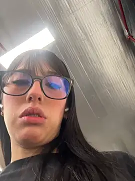 susi chimm online show from May 19, 1:28 pm