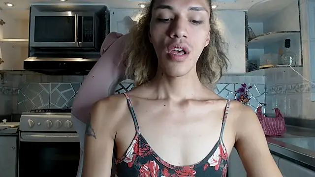 CrisOzzz online show from March 1, 6:54 pm