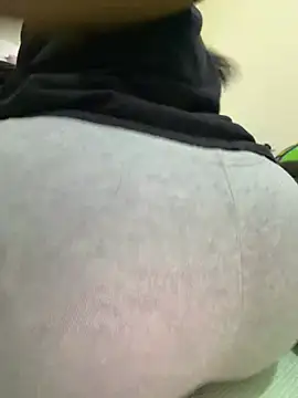 Snapshot of sessy_grl chatting on June 27, 3:50 pm sessy grl online show from June 27, 3:50 pm