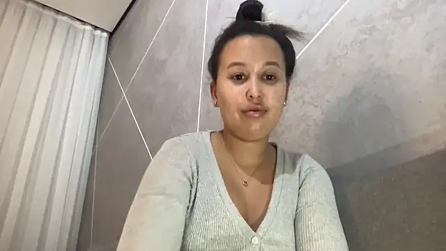 Snapshot of Dana_005 chatting on March 15, 9:21 pm Dana 005 online show from March 15, 9:21 pm