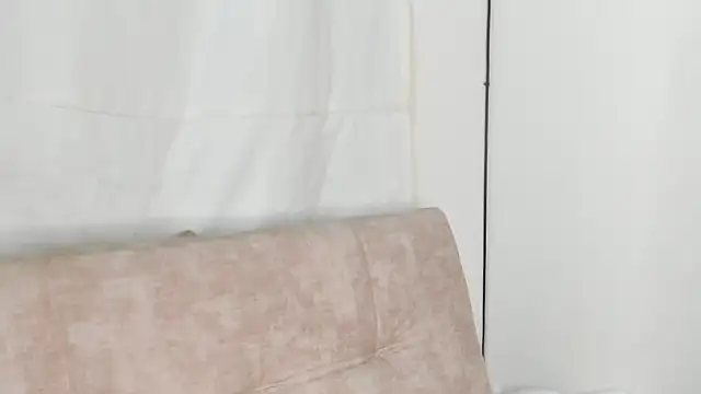 Mariian Zeller online show from March 30, 10:05 am