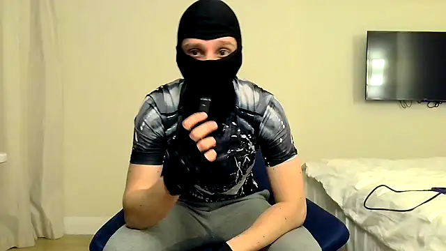 Snapshot of RyanRubber chatting on March 26, 7:41 pm RyanRubber online show from March 26, 7:41 pm