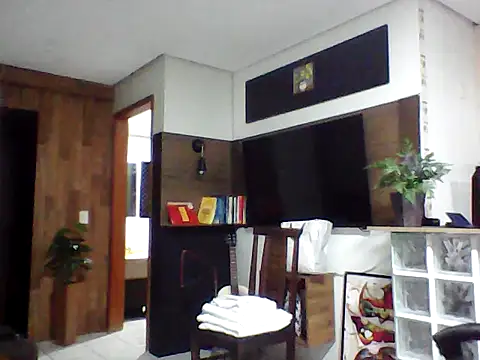 Snapshot of FabioZoe1 chatting on May 15, 11:23 pm FabioZoe1 online show from May 15, 11:23 pm