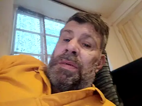 stud2512 online show from March 17, 5:27 pm