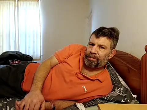 stud2512 online show from March 25, 8:09 am