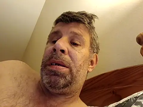 stud2512 online show from April 22, 10:22 pm
